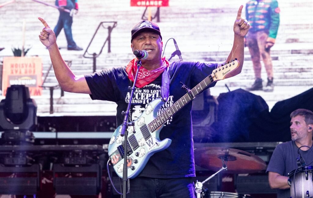 Tom Morello Delivers Fiery Rage Against the Machine Set at Minneapolis ICE Protest