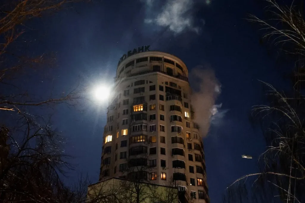 Kyiv Under Missile Attack Amid US-Russia-Ukraine Peace Talks Kyiv Under Missile Attack Amid US-Russia-Ukraine Peace Talks