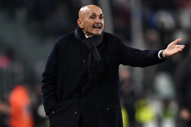 Juventus Eye Everton Striker Beto in Late Transfer Window Bid Juventus Eye Everton Striker Beto in Late Transfer Window Bid