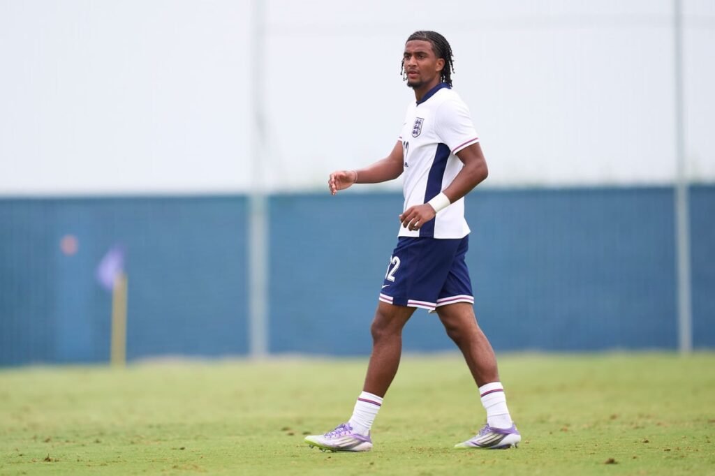 Arsenal Finalize £3.2m Deadline Day Signing of Young Defender Jaden Dixon Arsenal Finalize £3.2m Deadline Day Signing of Young Defender Jaden Dixon