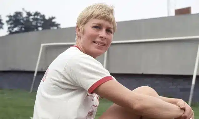 Mary Rand, Britain’s Trailblazing 1964 Olympic Gold Medalist, Dies at 86 Mary Rand, Britain’s Trailblazing 1964 Olympic Gold Medalist, Dies at 86