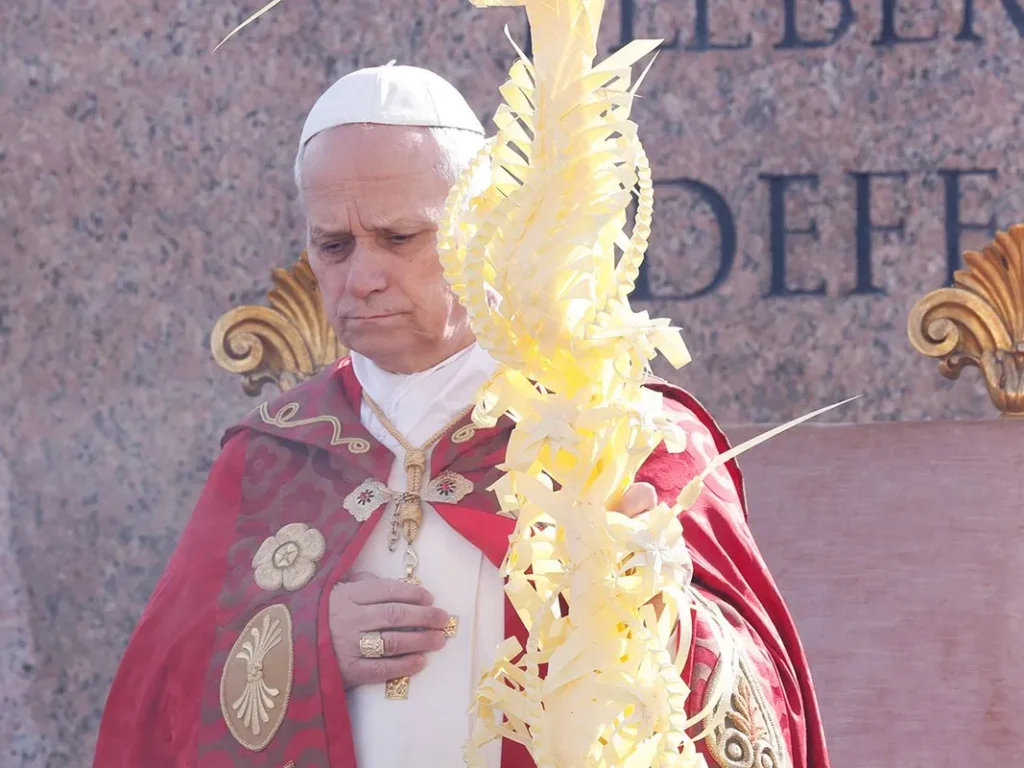 White House Defends Prayers for Troops Amid Pope Leo XIV’s War Critique White House Defends Prayers for Troops Amid Pope Leo XIV’s War Critique