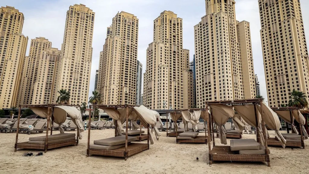 War’s Brutal Toll Crushes Dubai Tourism: Revenues Plunge 80%