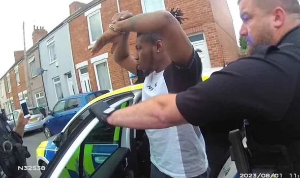Drug Dealer Caught on Toilet Failing to Flush Heroin Stash Drug Dealer Caught on Toilet Failing to Flush Heroin Stash