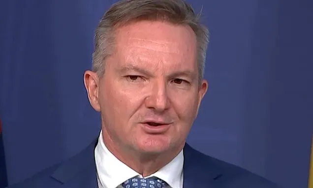 Chris Bowen Tells Journalist ‘Sit Down’ in Renewables Clash Chris Bowen Tells Journalist ‘Sit Down’ in Renewables Clash