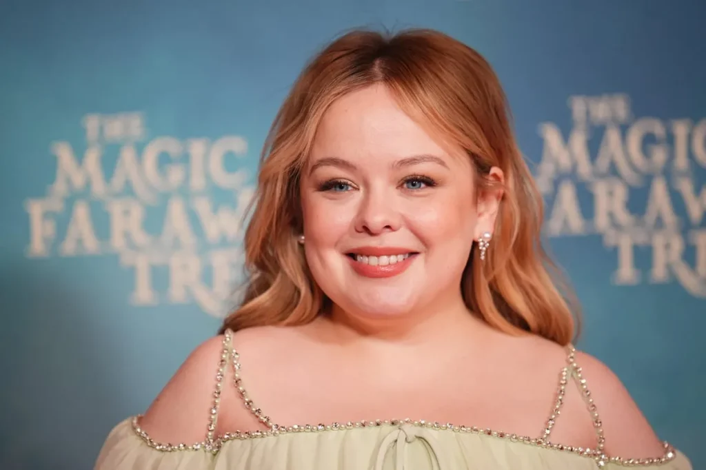 Nicola Coughlan and Aimee Lou Wood to Host SNL UK Episodes