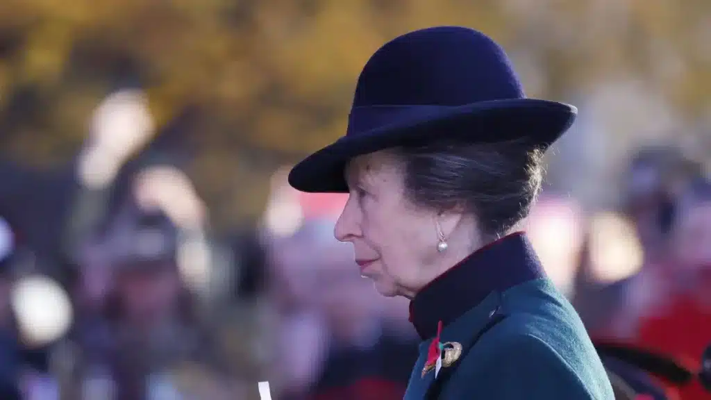 Princess Anne’s Regal Emerald Green Look at Anzac Day Dawn Service