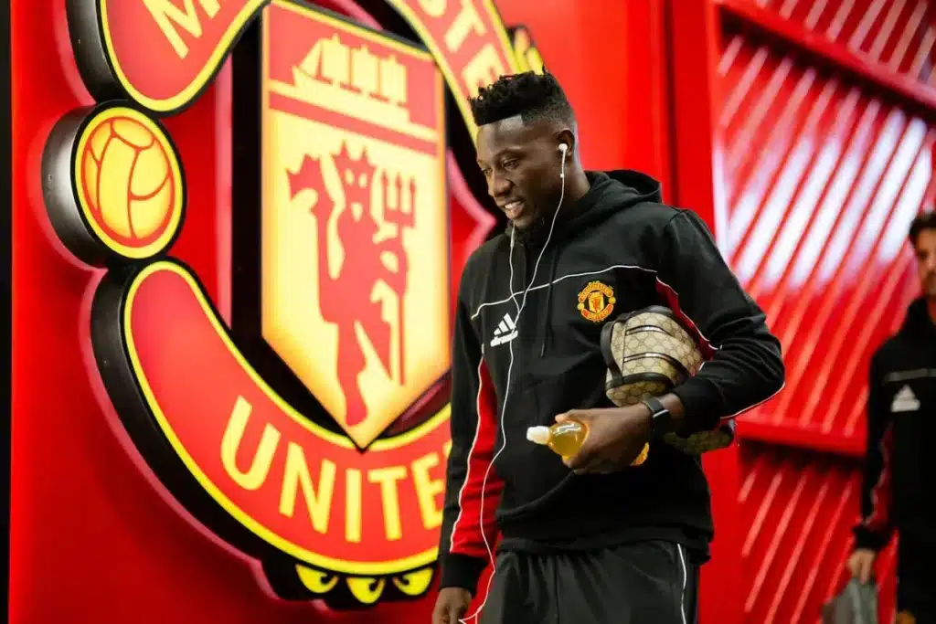 Manchester United Goalkeeper Nears Transfer Exit Amidst Club Talks