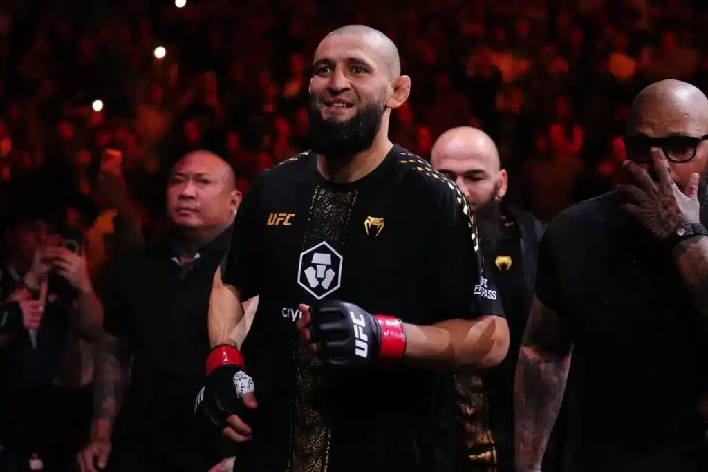 Khamzat Chimaev Appears Significantly Heavier for RAF Debut Khamzat Chimaev Appears Significantly Heavier for RAF Debut
