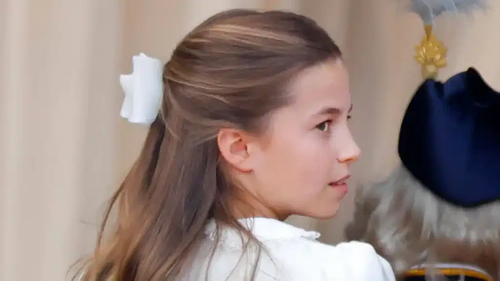 Princess Charlotte’s £225 Hair Bow Steals the Spotlight Princess Charlotte’s £225 Hair Bow Steals the Spotlight