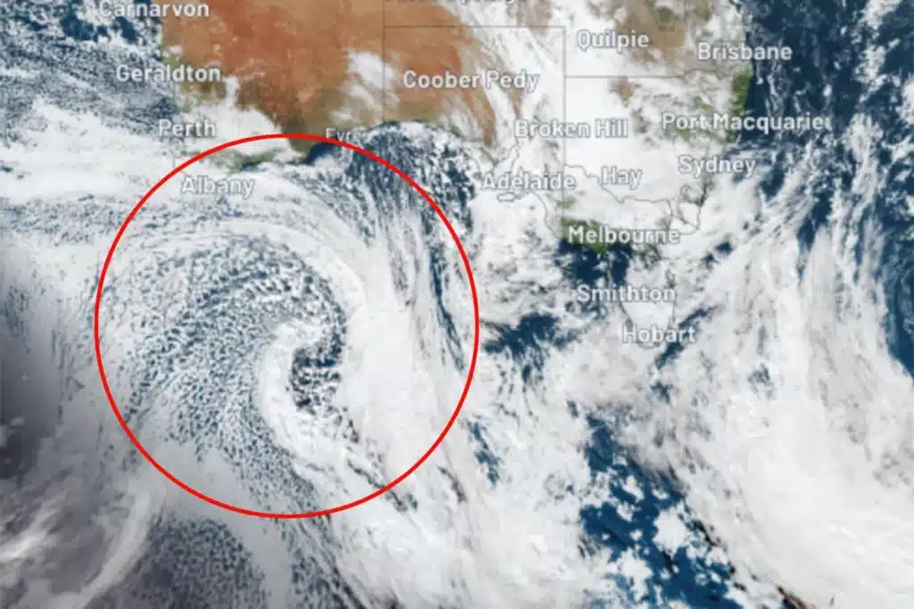 Rare Snow Drought Ends: Australian Alps Get Much-Needed Snowfall Rare Snow Drought Ends: Australian Alps Get Much-Needed Snowfall