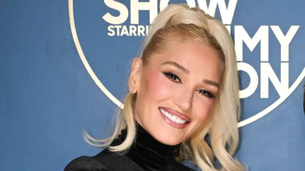 Gwen Stefani & Blake Shelton Celebrate 5 Years of Marriage Gwen Stefani & Blake Shelton Celebrate 5 Years of Marriage