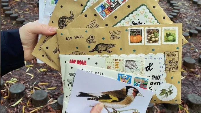33-Year Pen Pal Friendship Culminates in First Meeting 33-Year Pen Pal Friendship Culminates in First Meeting