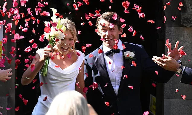 Katie Boulter and Alex de Minaur’s Secret Wedding at Wimbledon’s Close Katie Boulter and Alex de Minaur’s Secret Wedding at Wimbledon’s Close