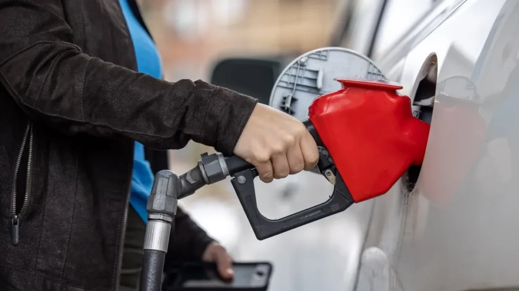 Gas Prices Top /Litre on Avalon: Fifth Consecutive Jump