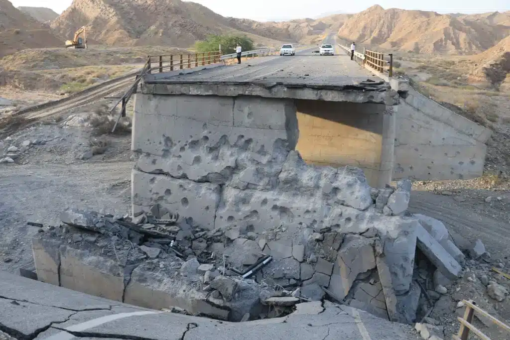 US Strikes Iran After Troop Deaths; Regional Tensions Escalate US Strikes Iran After Troop Deaths; Regional Tensions Escalate