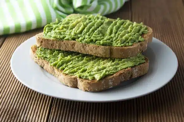 Smashed Peas: The Creamy, Eco-Friendly Avocado Alternative for Toast Smashed Peas: The Creamy, Eco-Friendly Avocado Alternative for Toast