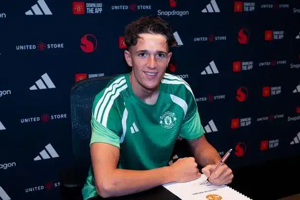 Man Utd Bolster Goalkeeping Ranks with New Signing Amidst Squad Reshuffle