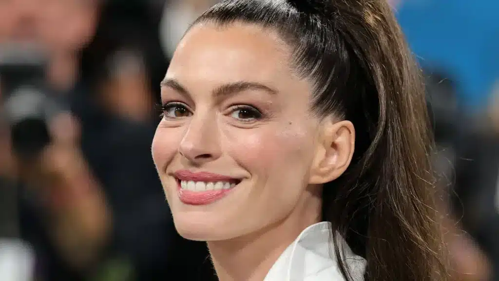 Cloud Skin: The Flattering Makeup Trend for Ageless Radiance