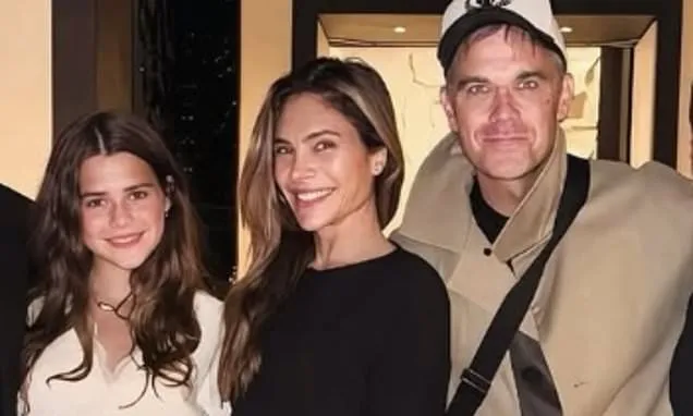 Robbie Williams & Ayda Field Share Rare Family Photo in Paris Robbie Williams & Ayda Field Share Rare Family Photo in Paris