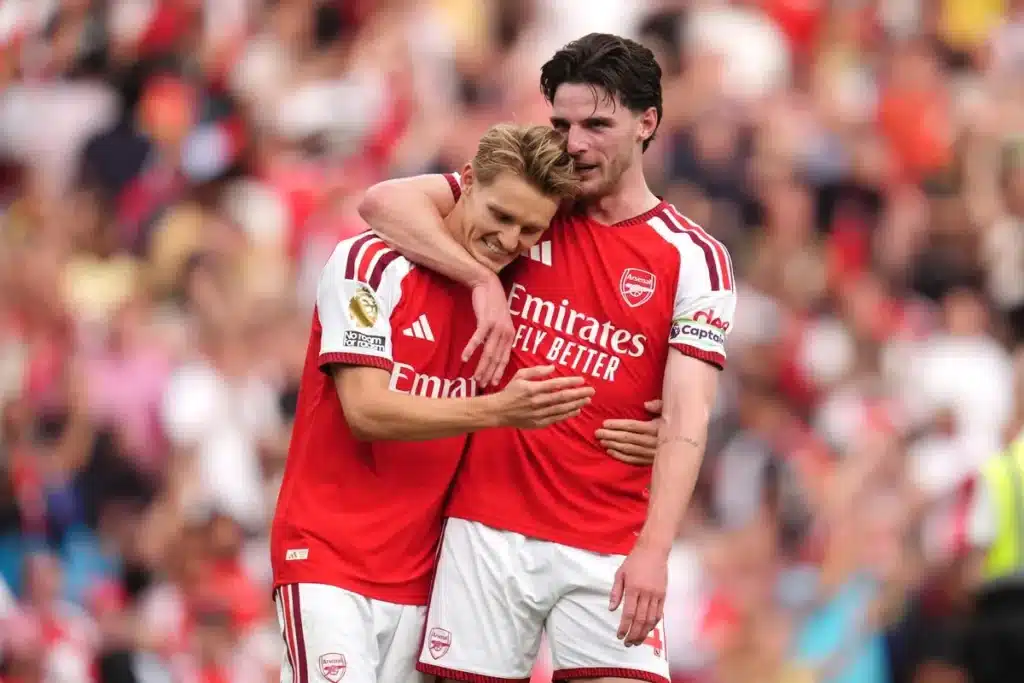 Arsenal Eye Perfect Start at Brighton Amid Defensive Concerns